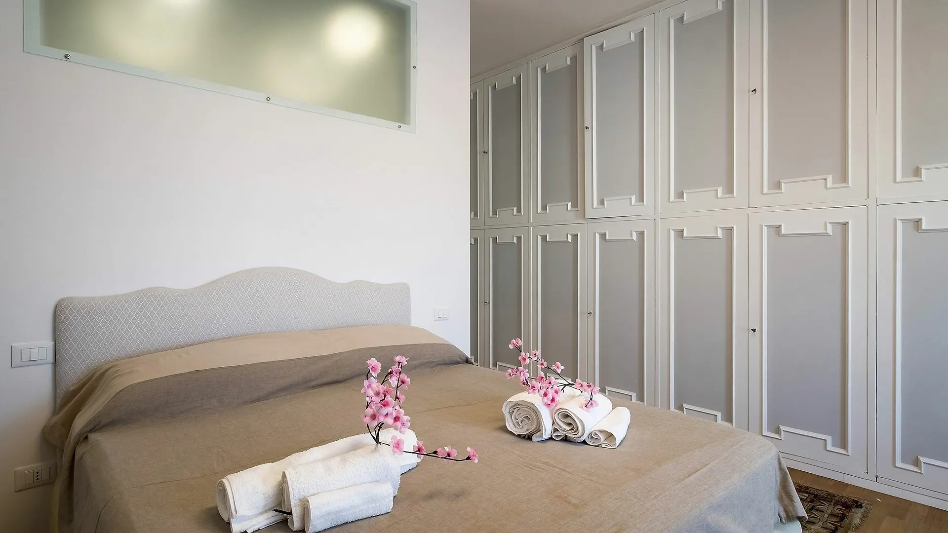 Palermo Center Liberta Suitelowcost Apartmán